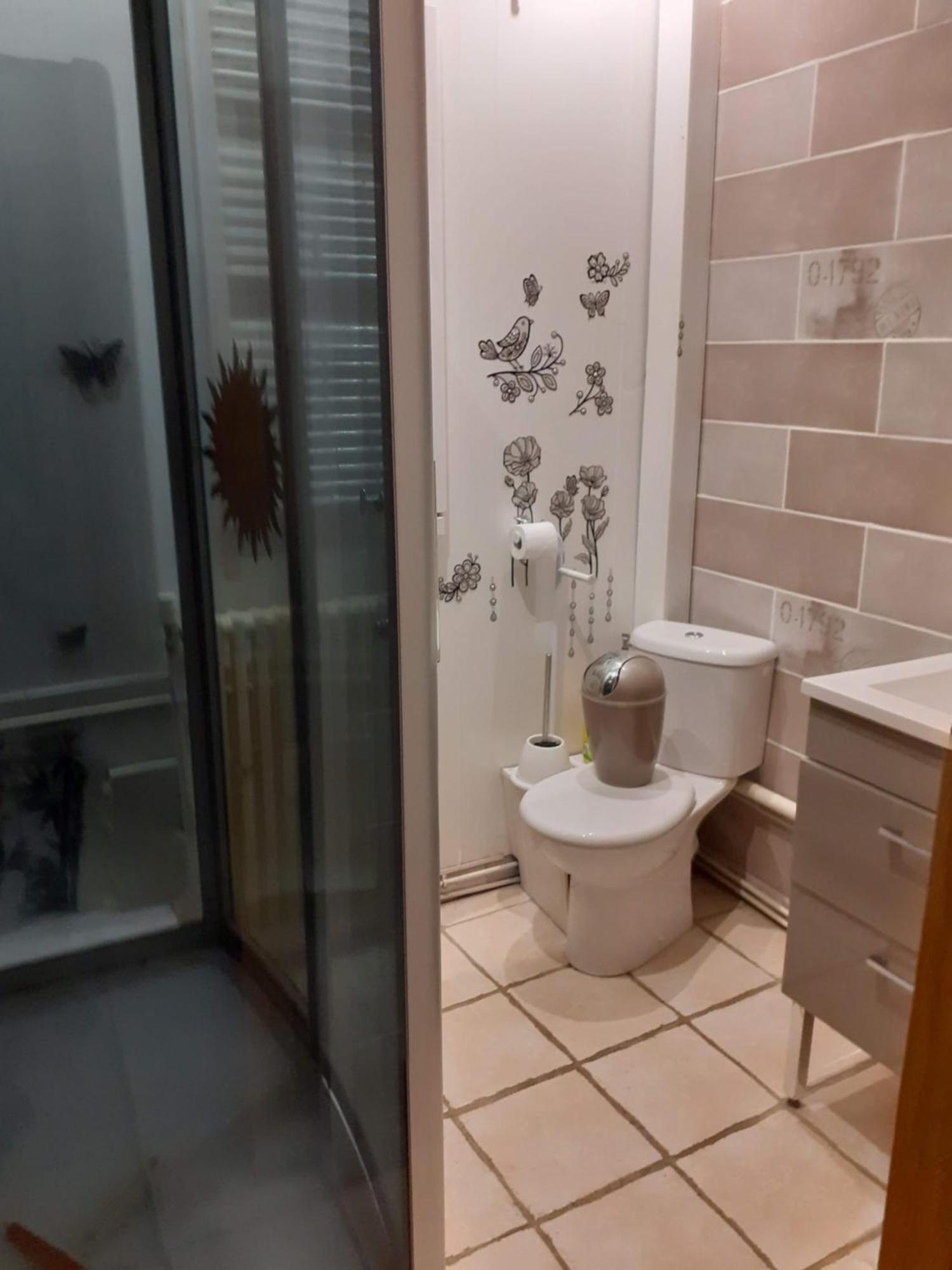 Appart La Percep La Tour d'Auvergne Bagian luar foto